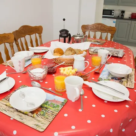 An Tigín Buí * Glanbannoo Upper