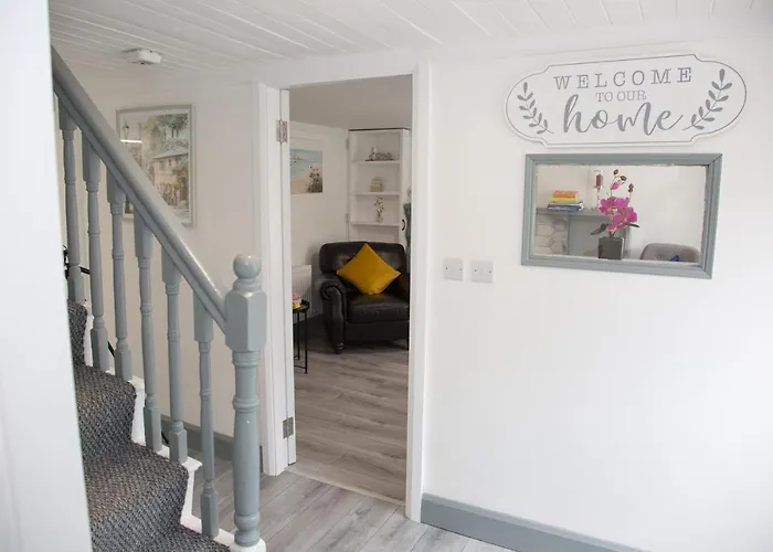 An Tigin Bui Glanbannoo Upper